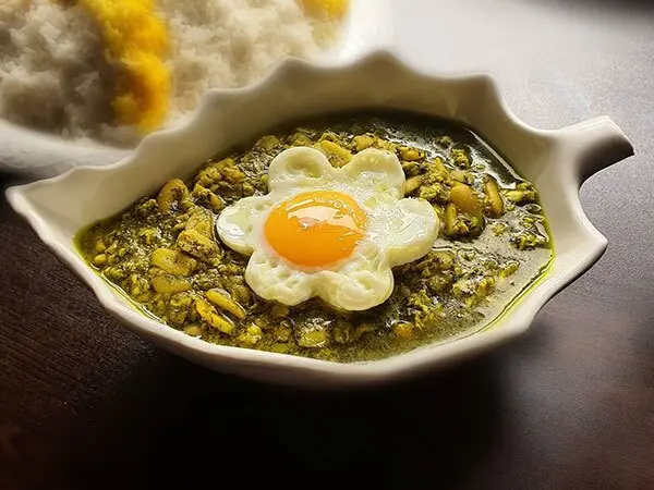 خورشت باقلا قاتق
