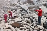 فیلمی از ریزش بخشی از معادن سنگ شهرستان شازند که حادثه ساز شد