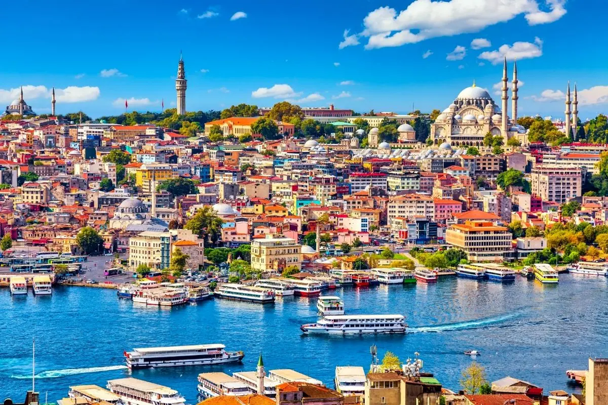 کدام فصل را برای سفر با تور استانبول انتخاب کنیم؟